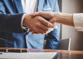Crédit immobilier : faut-il passer par un courtier pour obtenir un super taux ?